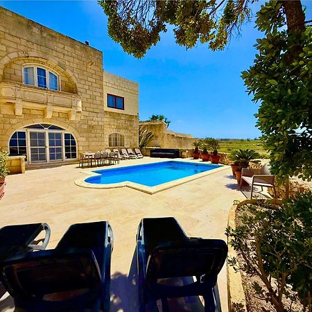 Lonza Gharb Farmhouse מראה חיצוני תמונה