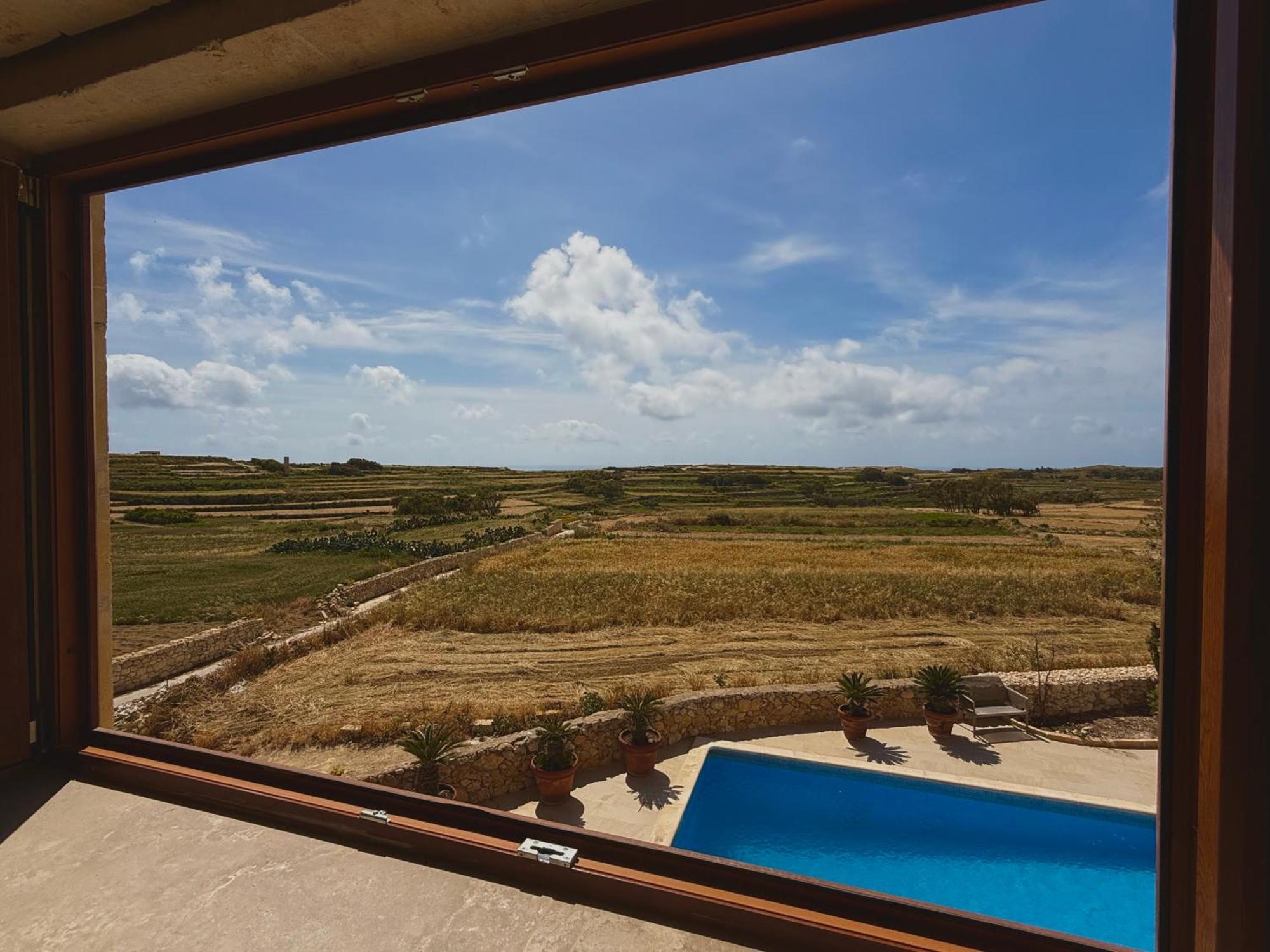 Lonza Gharb Farmhouse מראה חיצוני תמונה