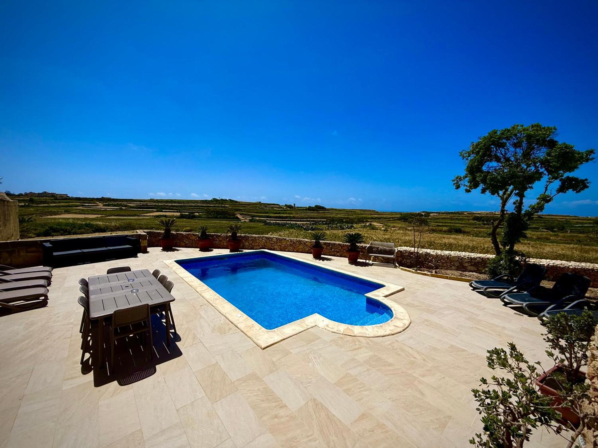 Lonza Gharb Farmhouse מראה חיצוני תמונה